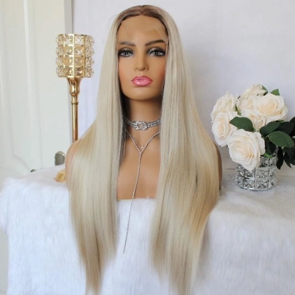 💫 22” OMBRE ASH BLONDE LACE FRONT WIG *NEW* - Picture 4 of 8